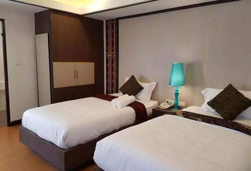 هتل Chorlada Lanna