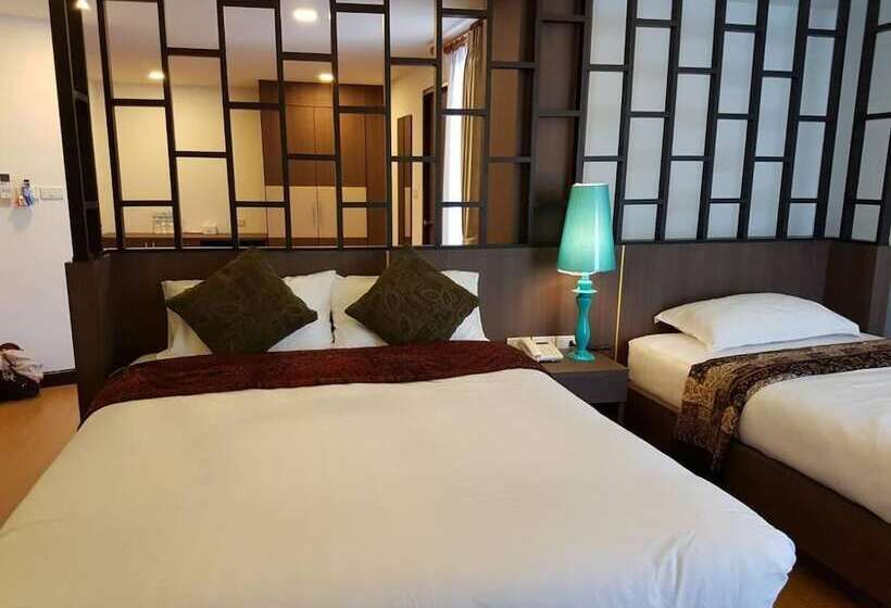 בית מלון כפרי Chorlada Lanna