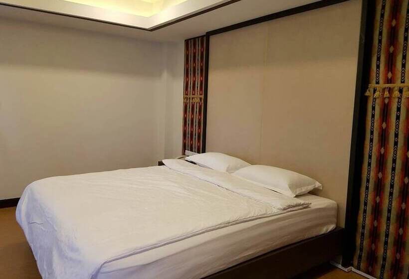 בית מלון כפרי Chorlada Lanna