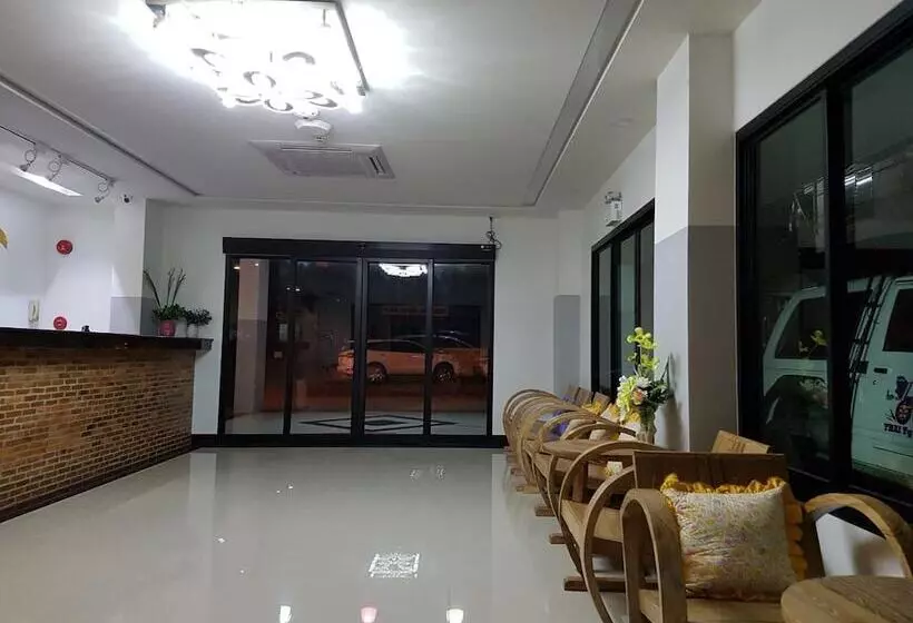 هتل Chorlada Lanna