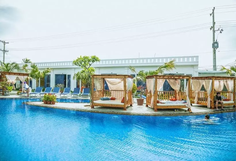 هتل Suoi Tien Hills