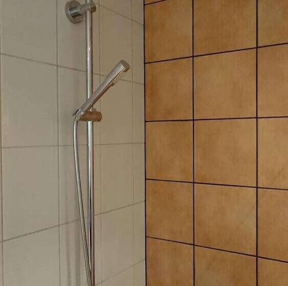 בית מלון כפרי Igma Lodge