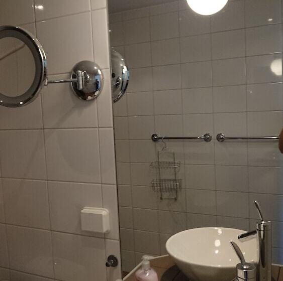 בית מלון כפרי Igma Lodge