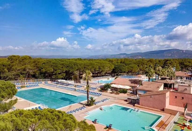 ホテル Parc Saint James Oasis Village