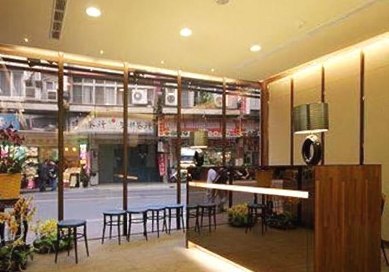 هتل Song He Homestay