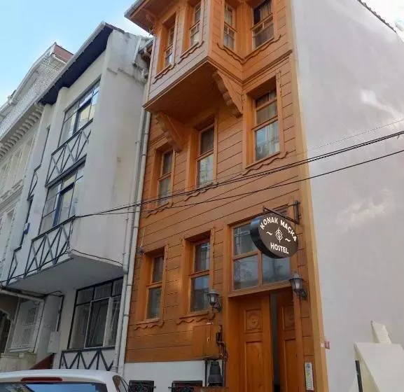 Konak Akaretler Suit