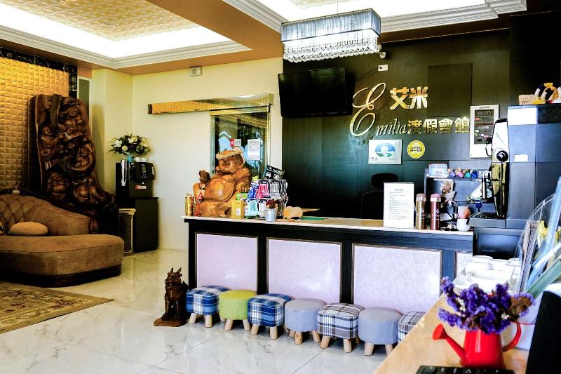 پانسیون Emilia Villa