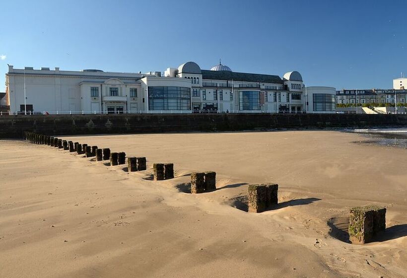 Rags Hotel Bar & Restaurant