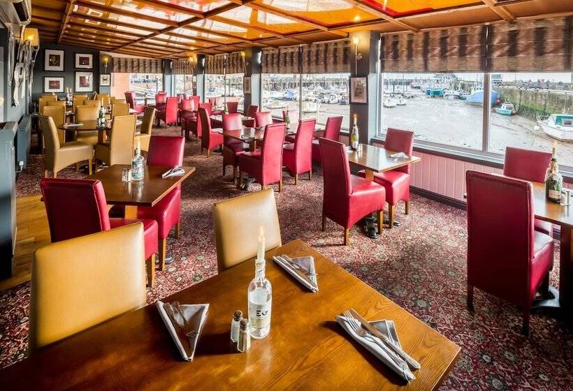 Rags Hotel Bar & Restaurant