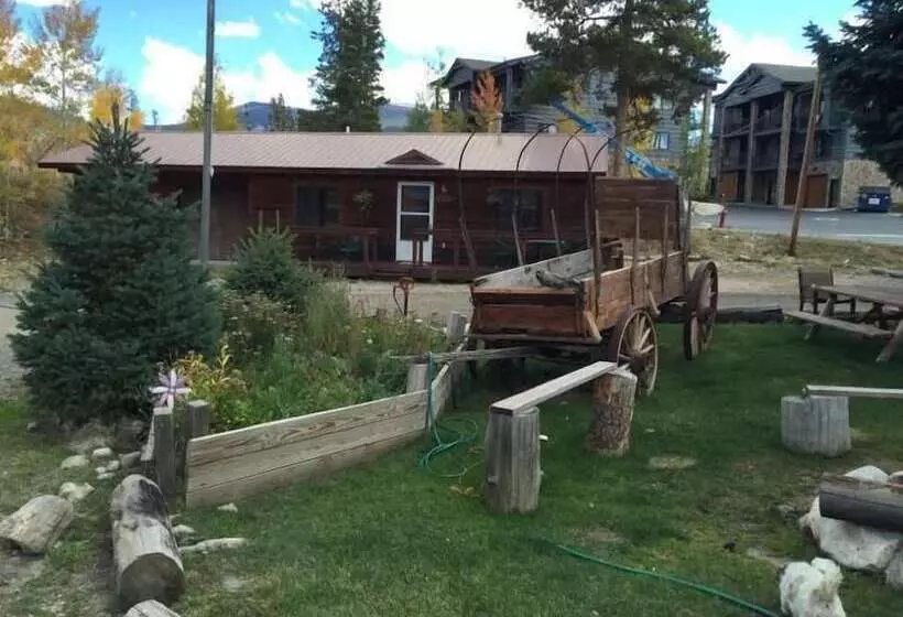 Columbine Cabins
