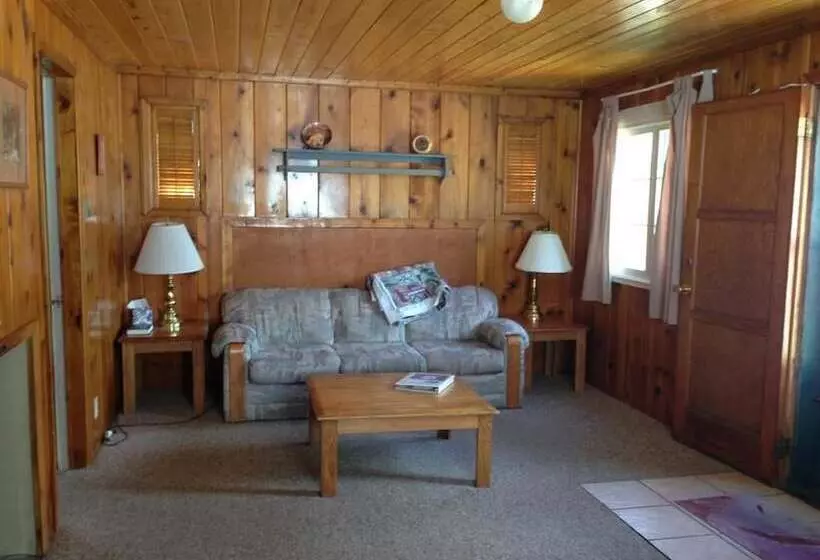 Columbine Cabins