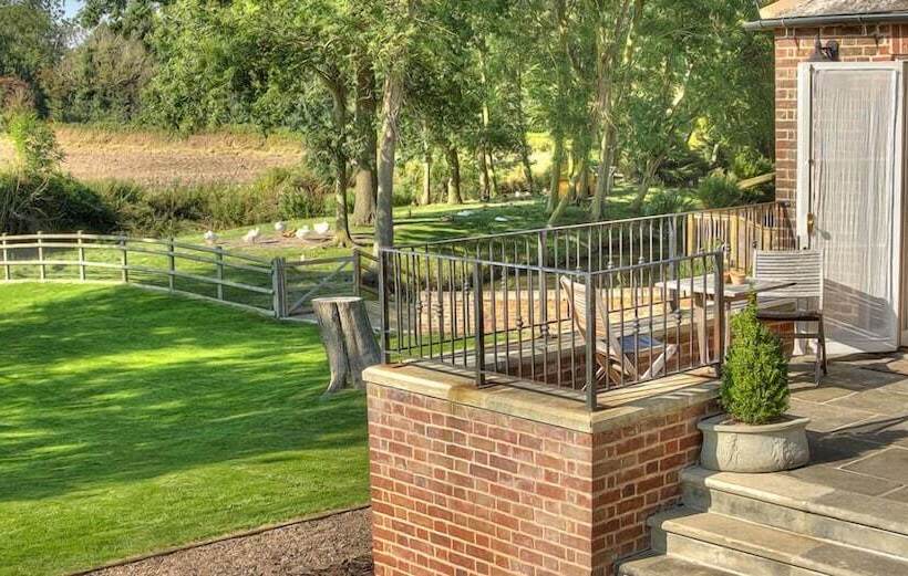 Goss Hall Bed & Breakfast