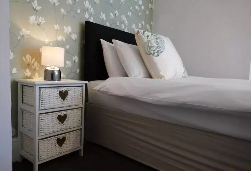 مسافرخانه The Victoria