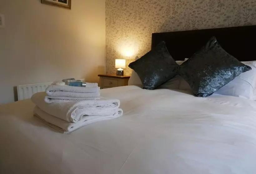 مسافرخانه The Victoria