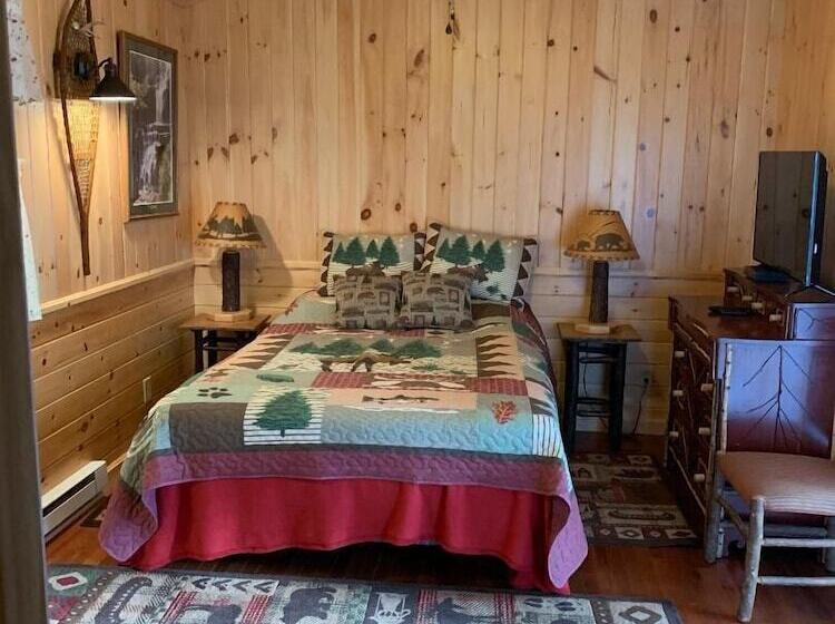 Hotel Cobblescote On The Lake