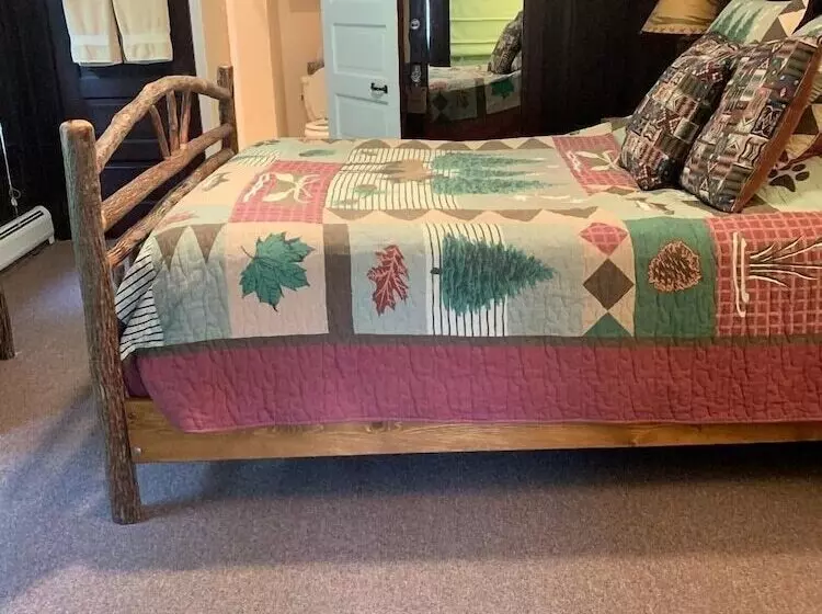 ホテル Cobblescote On The Lake