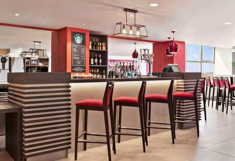 هتل Ramada East Kilbride