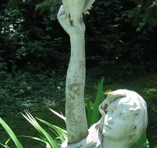 Hotelli Shakti Cove Cottages