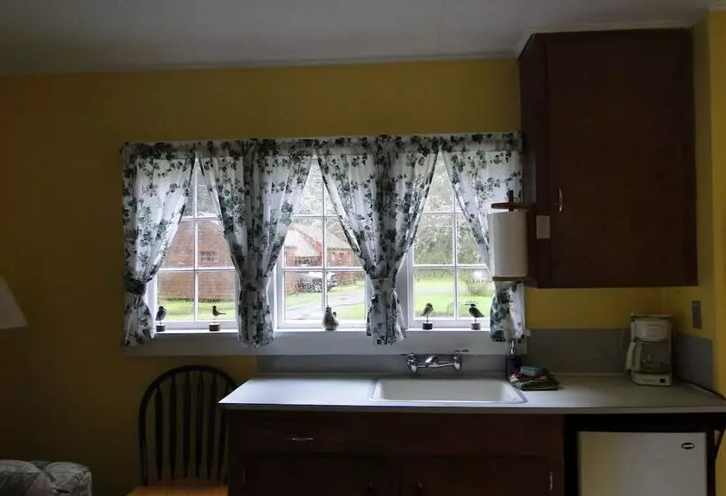 Hotelli Shakti Cove Cottages