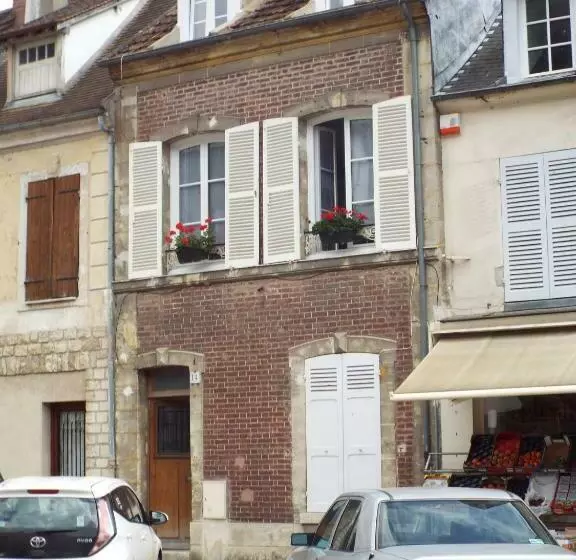 Le Logis Du Château