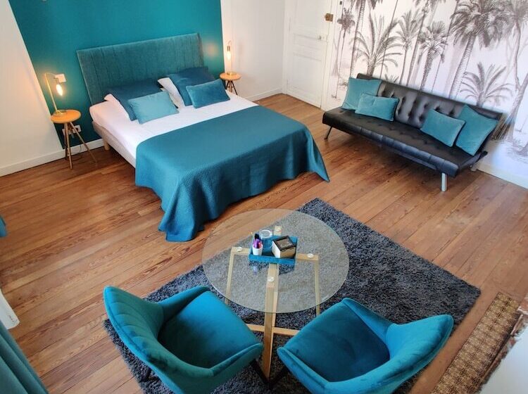 פנסיון Chambres D Hotes  Le Magnolia