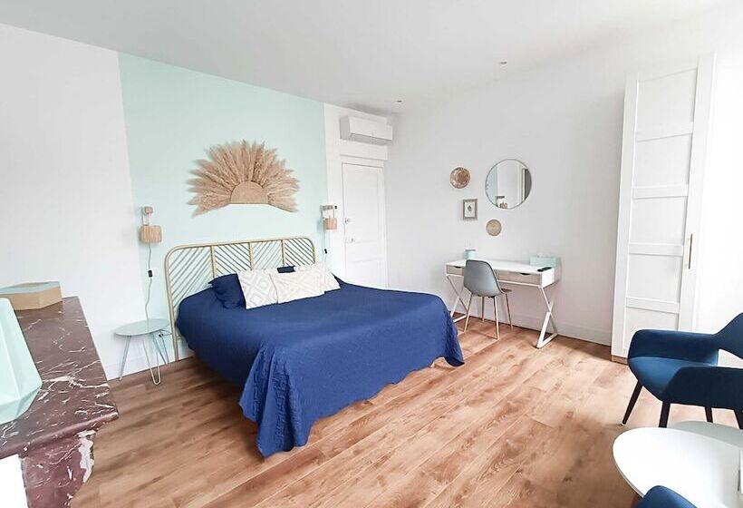 פנסיון Chambres D Hotes  Le Magnolia