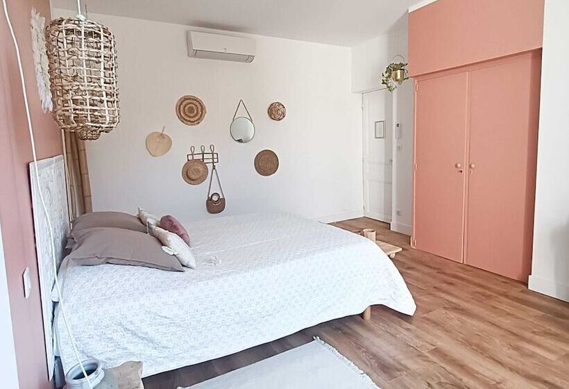 פנסיון Chambres D Hotes  Le Magnolia