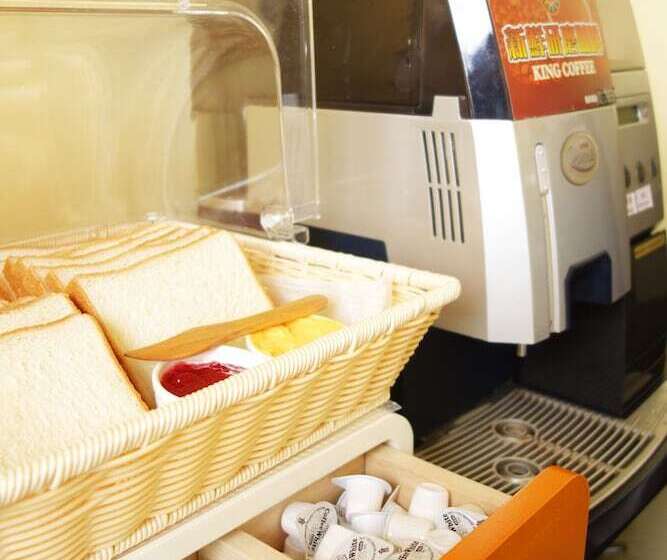 Douzi Stay Near Metro Hostel