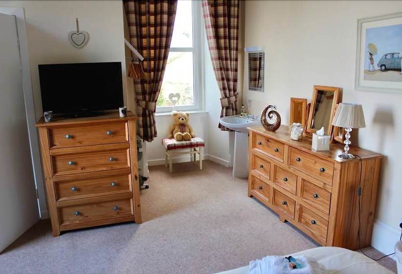 Balyett Farmhouse B&b