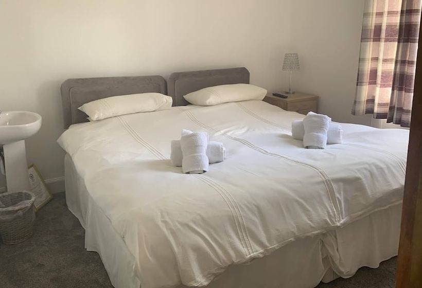 Balyett Farmhouse B&b