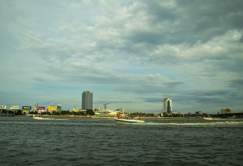 تختخواب و صبحانه An Bang Seasnail Homestay