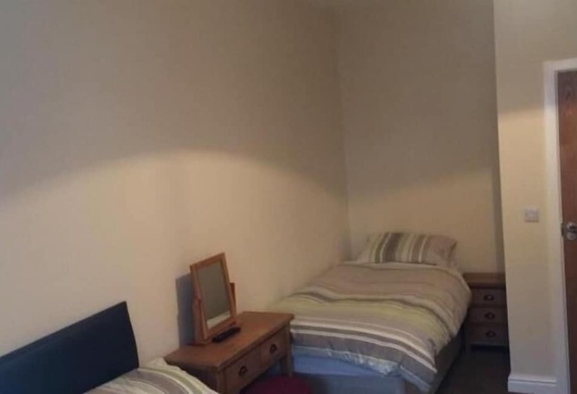 민박 The Castle Inn & Lodge