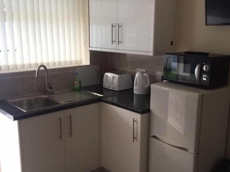 민박 The Castle Inn & Lodge