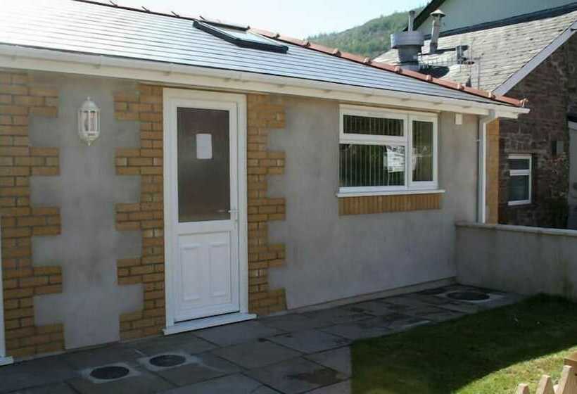 민박 The Castle Inn & Lodge