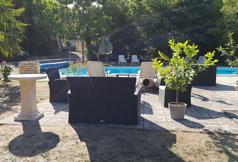 Domaine Des Catalpas