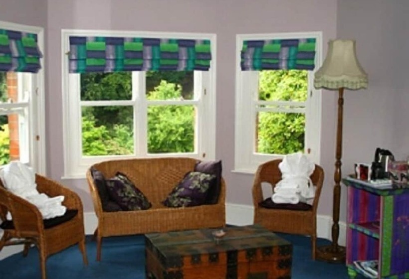 Glen Lodge Luxury B&b