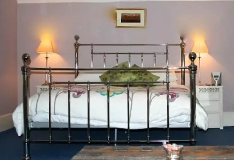 Glen Lodge Luxury B&b