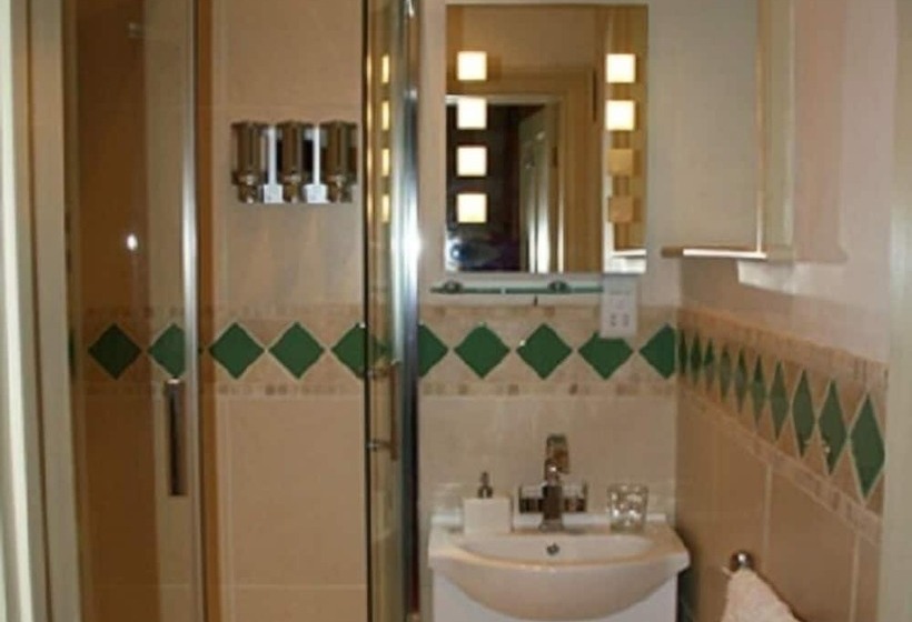 Glen Lodge Luxury B&b