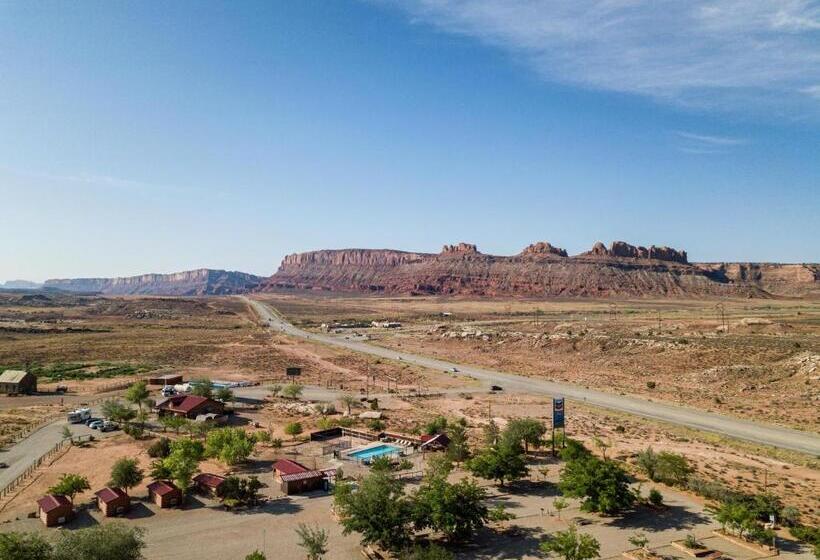 هتل Sun Outdoors Canyonlands Gateway