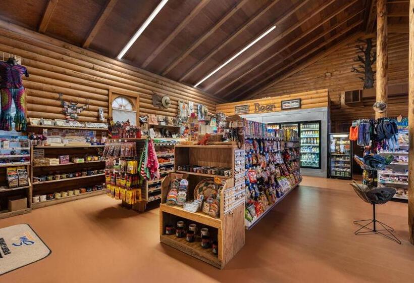 هتل Sun Outdoors Canyonlands Gateway