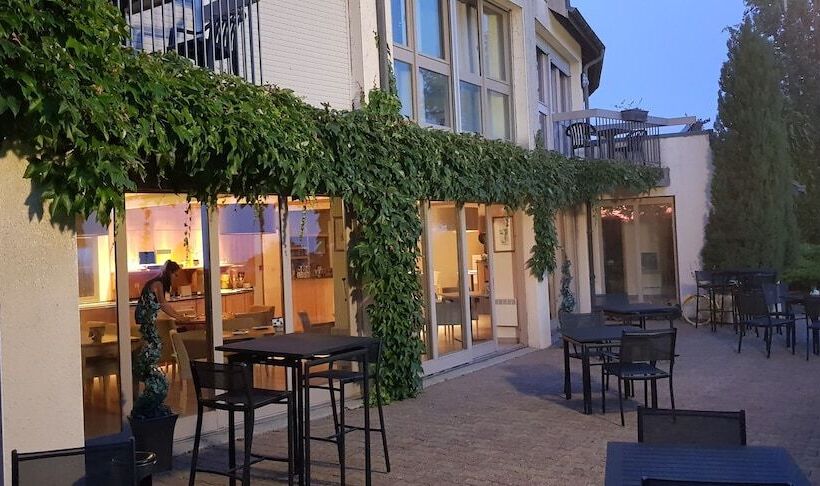 ホテル La Bastide Du Cantal