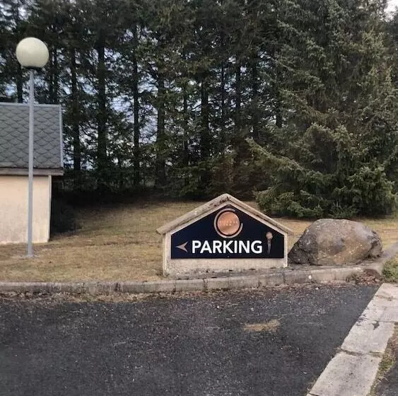 ホテル La Bastide Du Cantal