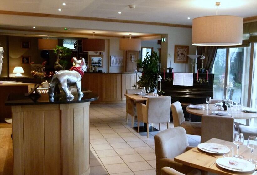 ホテル La Bastide Du Cantal