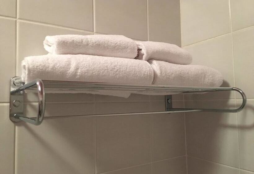 ホテル La Bastide Du Cantal