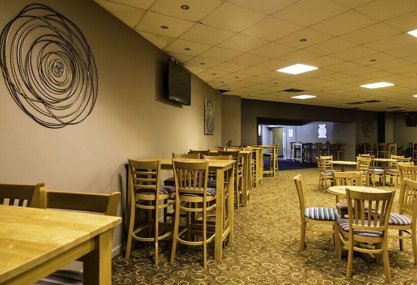 فندق 170 Newquay Bay Resort