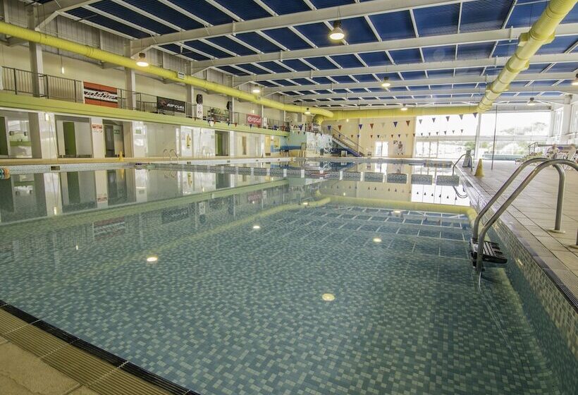 فندق 170 Newquay Bay Resort