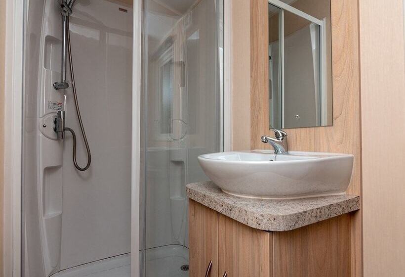 فندق 170 Newquay Bay Resort