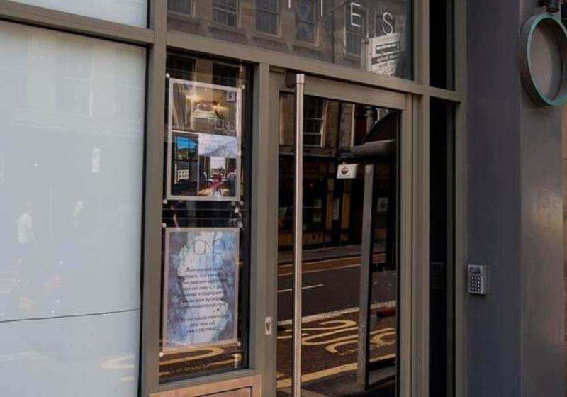 Mono Suites Old Town