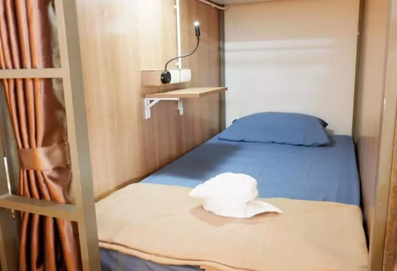 هاستل Sleep Cafe @ Hidee