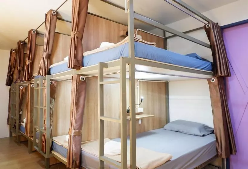 هاستل Sleep Cafe @ Hidee